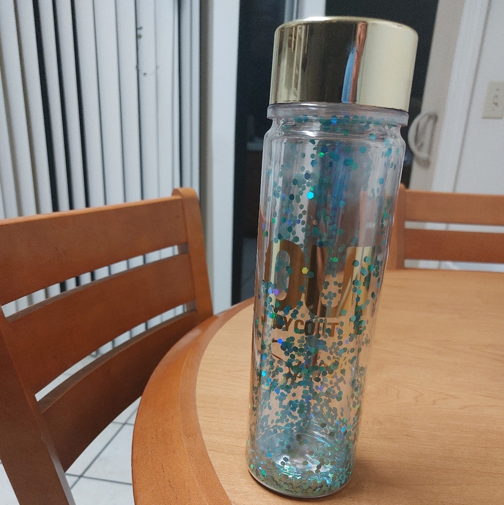 Juicy couture glitter cup